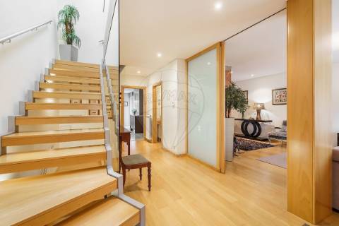 Moradia T4 para venda