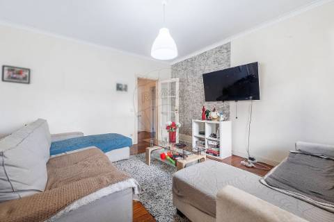 Moradia T4 para venda