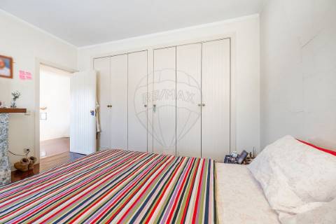 Moradia T4 para venda