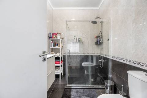 Apartamento T4 para venda