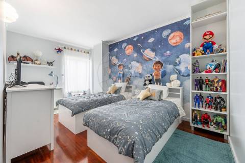 Apartamento T4 para venda