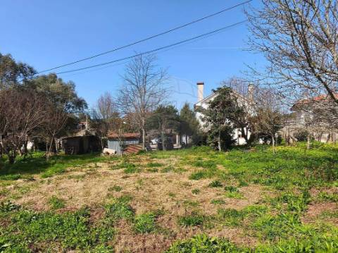 Moradia T4 para venda