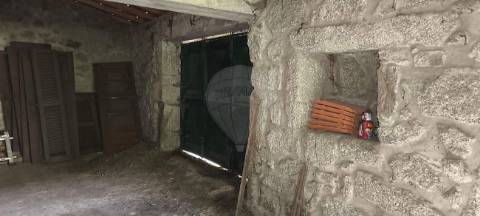 Moradia T0 para venda