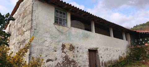 Moradia T0 para venda