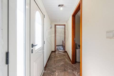Moradia T2 para venda