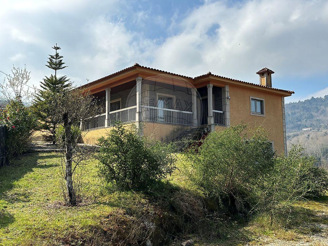 Moradia T3 para venda