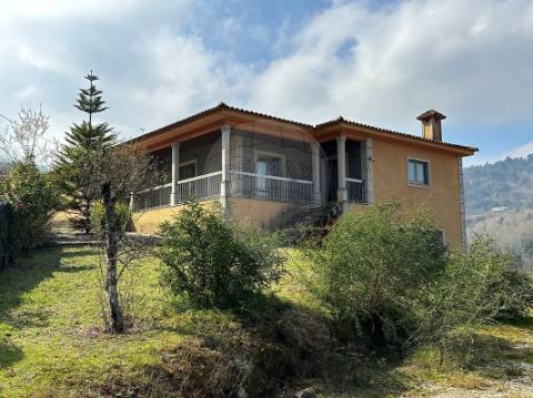Moradia T3 para venda