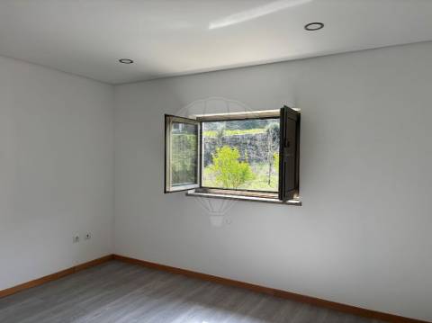 Moradia T3 para venda