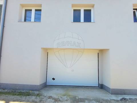 Moradia T2 para venda
