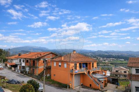 Moradia T5 para venda