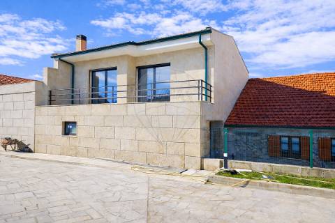 Moradia T2 para venda