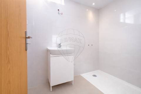 Moradia T2 para venda
