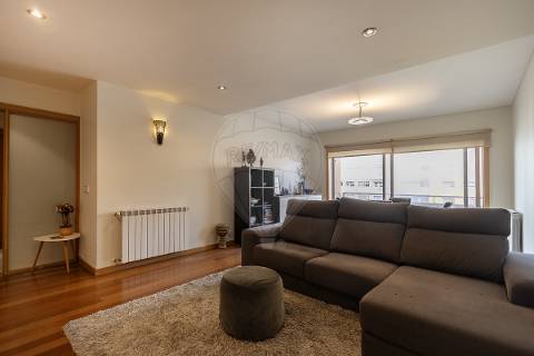 Apartamento T3 para arrendamento