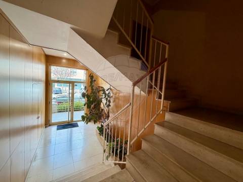Apartamento T3 para arrendamento