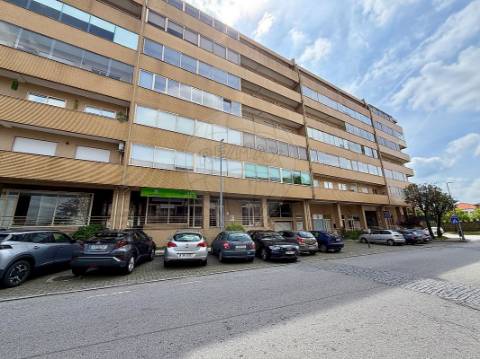 Apartamento T3 para arrendamento
