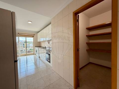 Apartamento T3 para arrendamento