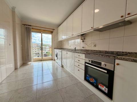 Apartamento T3 para arrendamento