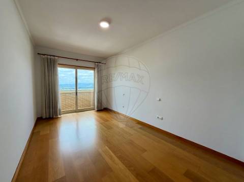 Apartamento T3 para arrendamento