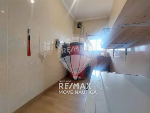 Moradia T4 para venda