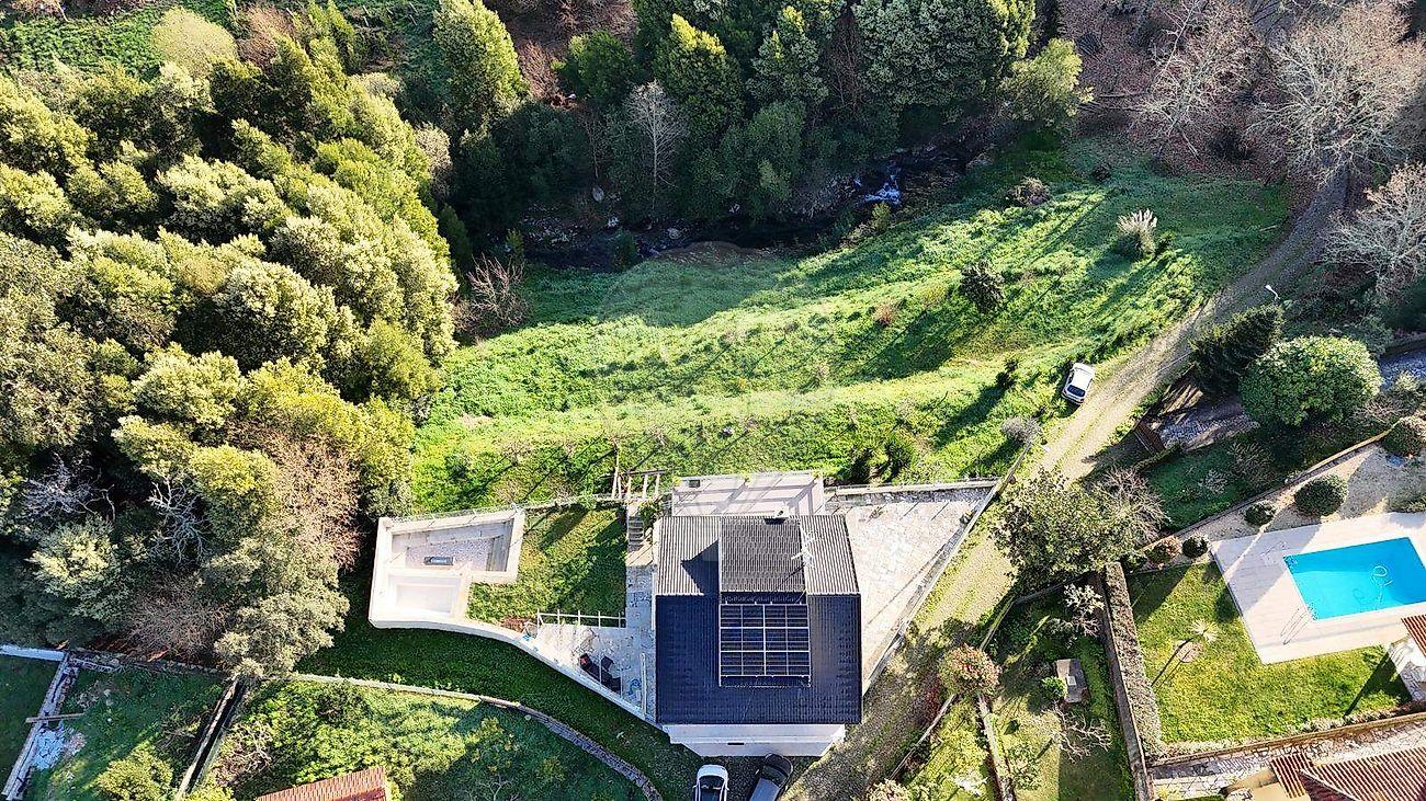 Moradia T4 para venda