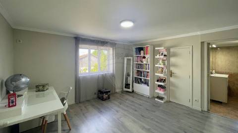 Moradia T4 para venda