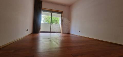 Apartamento T1 para arrendamento