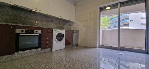 Apartamento T1 para arrendamento