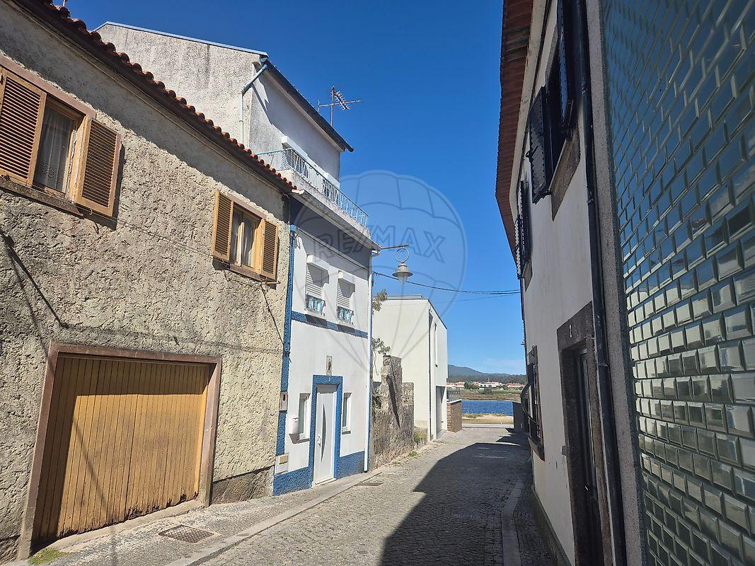 Moradia T4 para venda