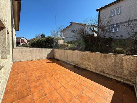 Moradia T4 para venda