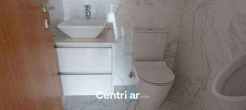 Loja e Apartamento T2  junto ao Palácio do Gelo – Versatilidade e Rentabilidade