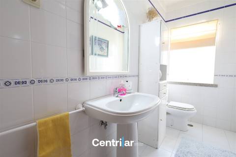 Moradia T5 com Piscina e Vista para a Serra da Estrela em Mangualde