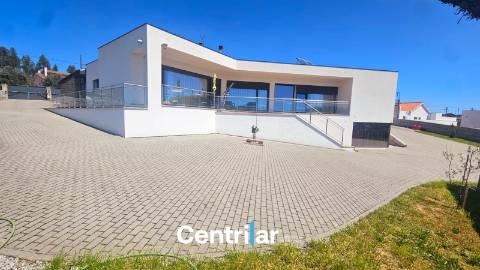 Moradia Isolada T3 Venda em Faíl e Vila Chã de Sá,Viseu
