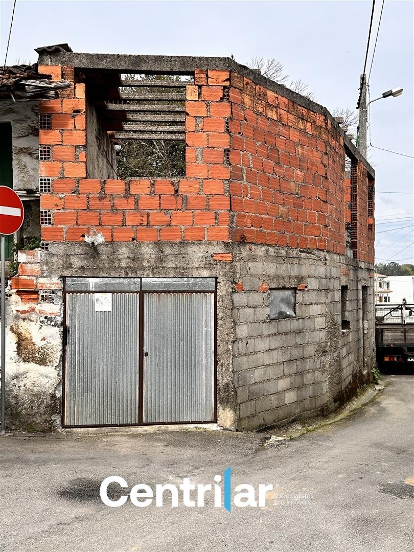 Moradia Devoluta  Venda em Rio de Loba,Viseu