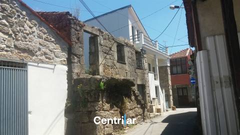 Moradia Devoluta  Venda em Rio de Loba,Viseu