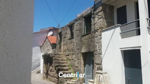 Moradia Devoluta  Venda em Rio de Loba,Viseu