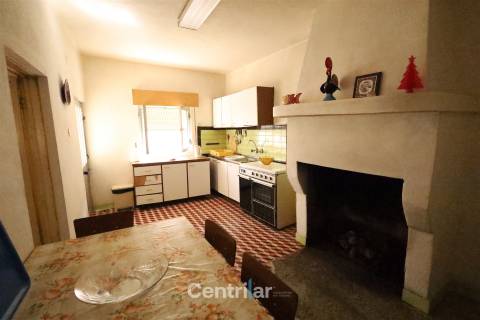 Moradia T2+1 , Viseu, Real , 9 KM de Mangualde