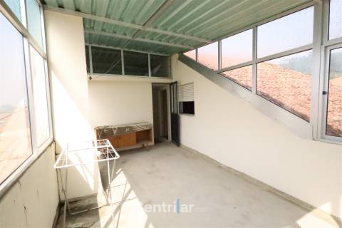 Moradia T2+1 , Viseu, Real , 9 KM de Mangualde