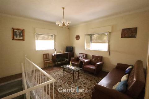 Moradia T2+1 , Viseu, Real , 9 KM de Mangualde