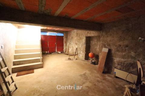 Moradia T2+1 , Viseu, Real , 9 KM de Mangualde