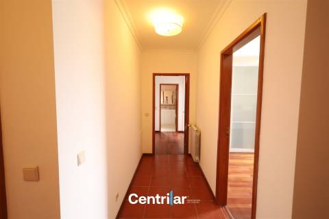 Apartamento Terraço T3 com Vista Deslumbrante para a Serra da Estrela – Seia