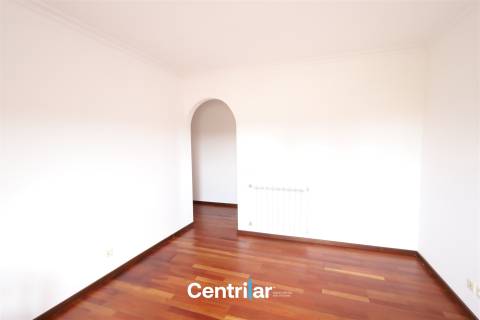 Apartamento Terraço T3 com Vista Deslumbrante para a Serra da Estrela – Seia