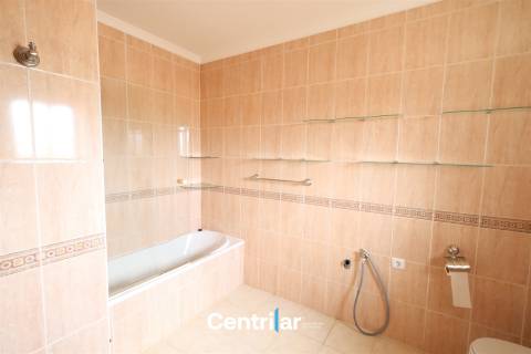 Apartamento Terraço T3 com Vista Deslumbrante para a Serra da Estrela – Seia