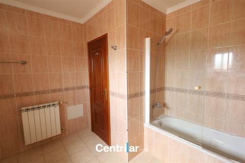 Apartamento Terraço T3 com Vista Deslumbrante para a Serra da Estrela – Seia