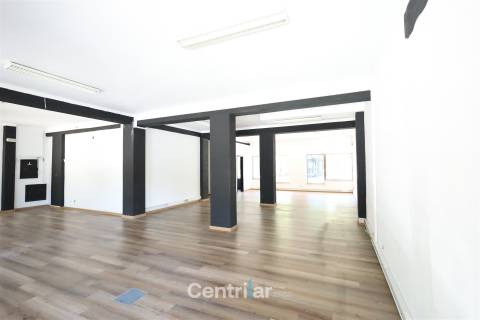 Loja , Centro de Viseu - Arrendamento ou Venda - Ref. CTR336