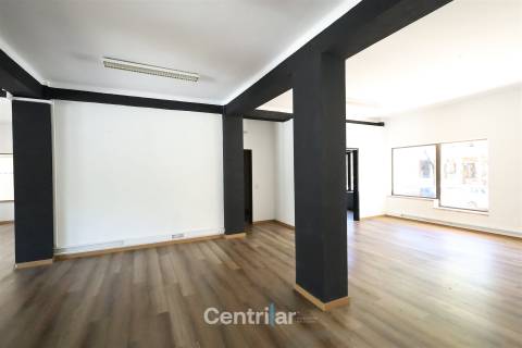 Loja , Centro de Viseu - Arrendamento ou Venda - Ref. CTR336