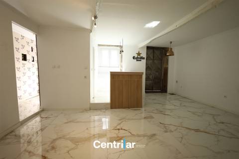 Moradia T3 com pátio e terraço