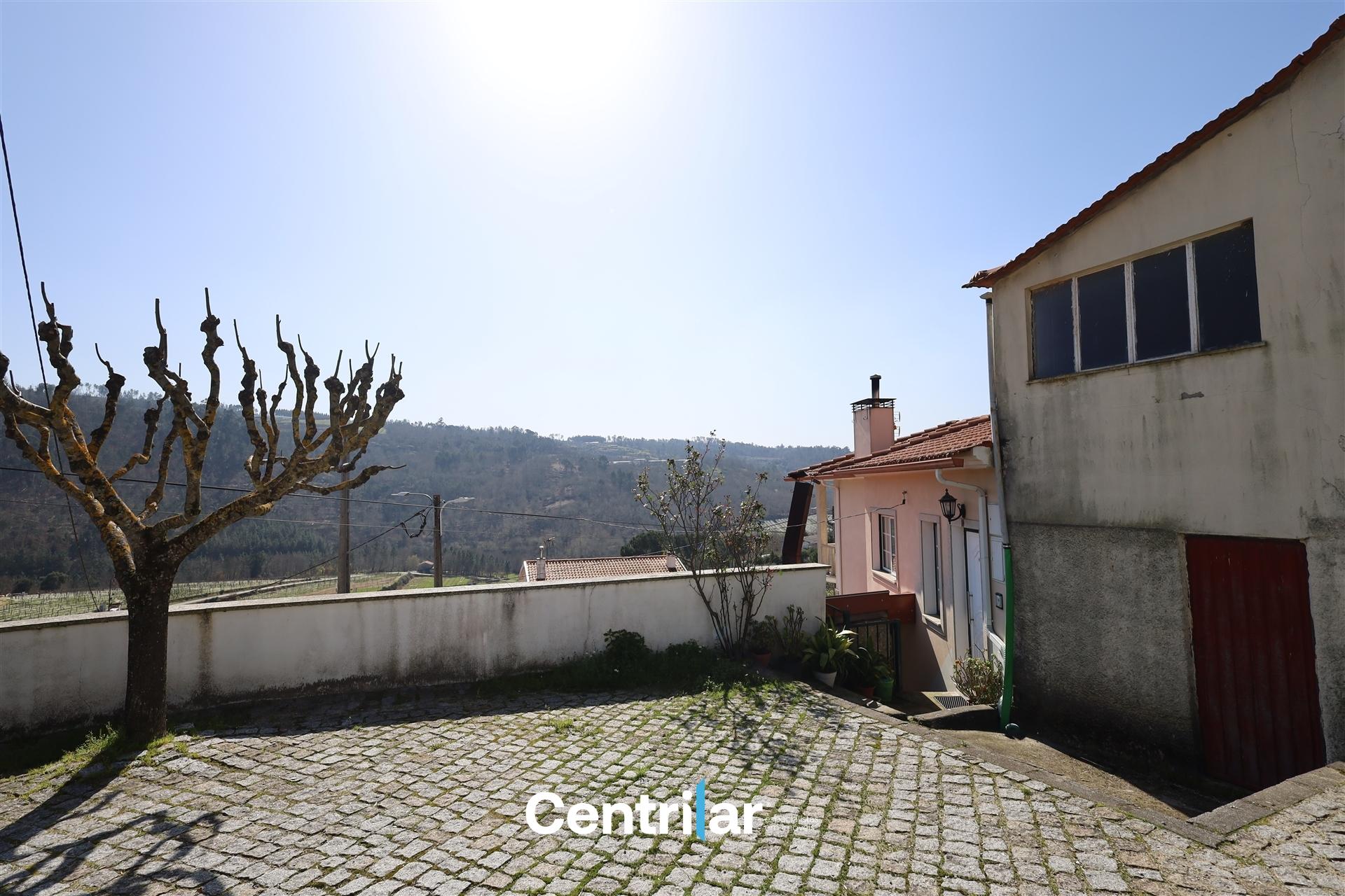 Moradia  Venda em Trancozelos,Penalva do Castelo