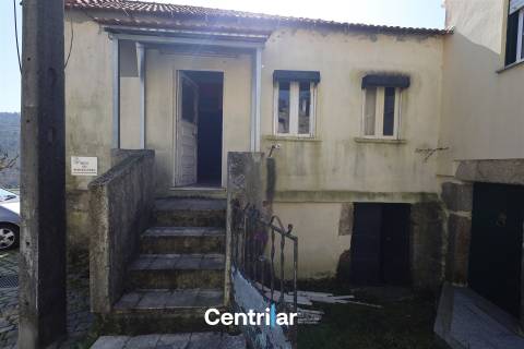 Moradia  Venda em Trancozelos,Penalva do Castelo