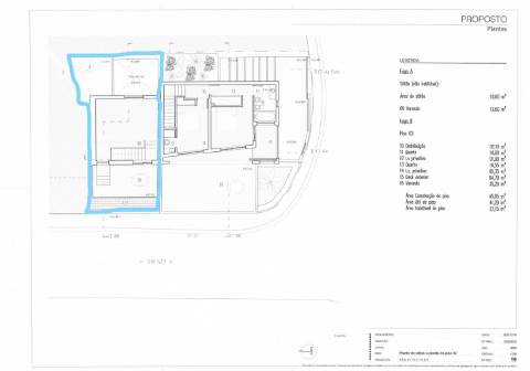 Moradia  em banda, T1+1  com varanda