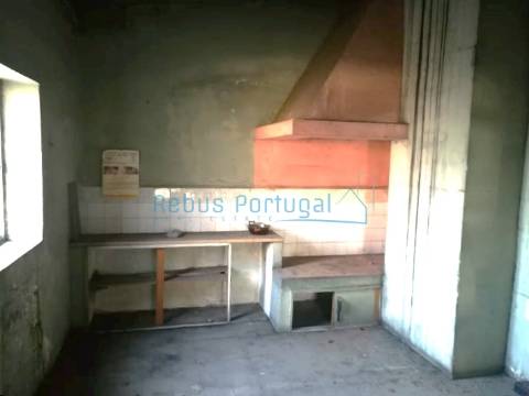 Moradia para Restaurar T3 Venda em Faro (Sé e São Pedro),Faro